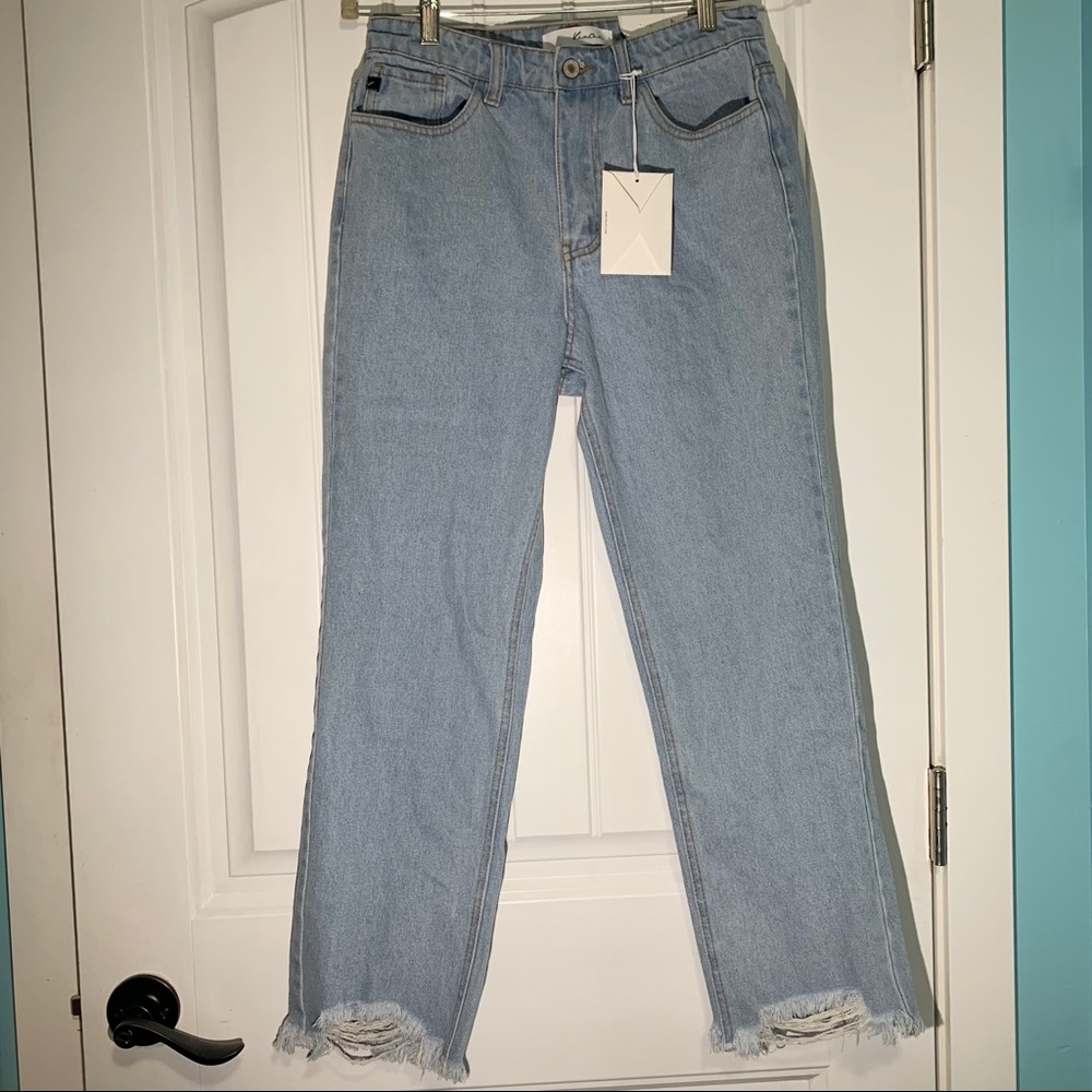 STRAIGHT LEG MOM JEANS ✨💙